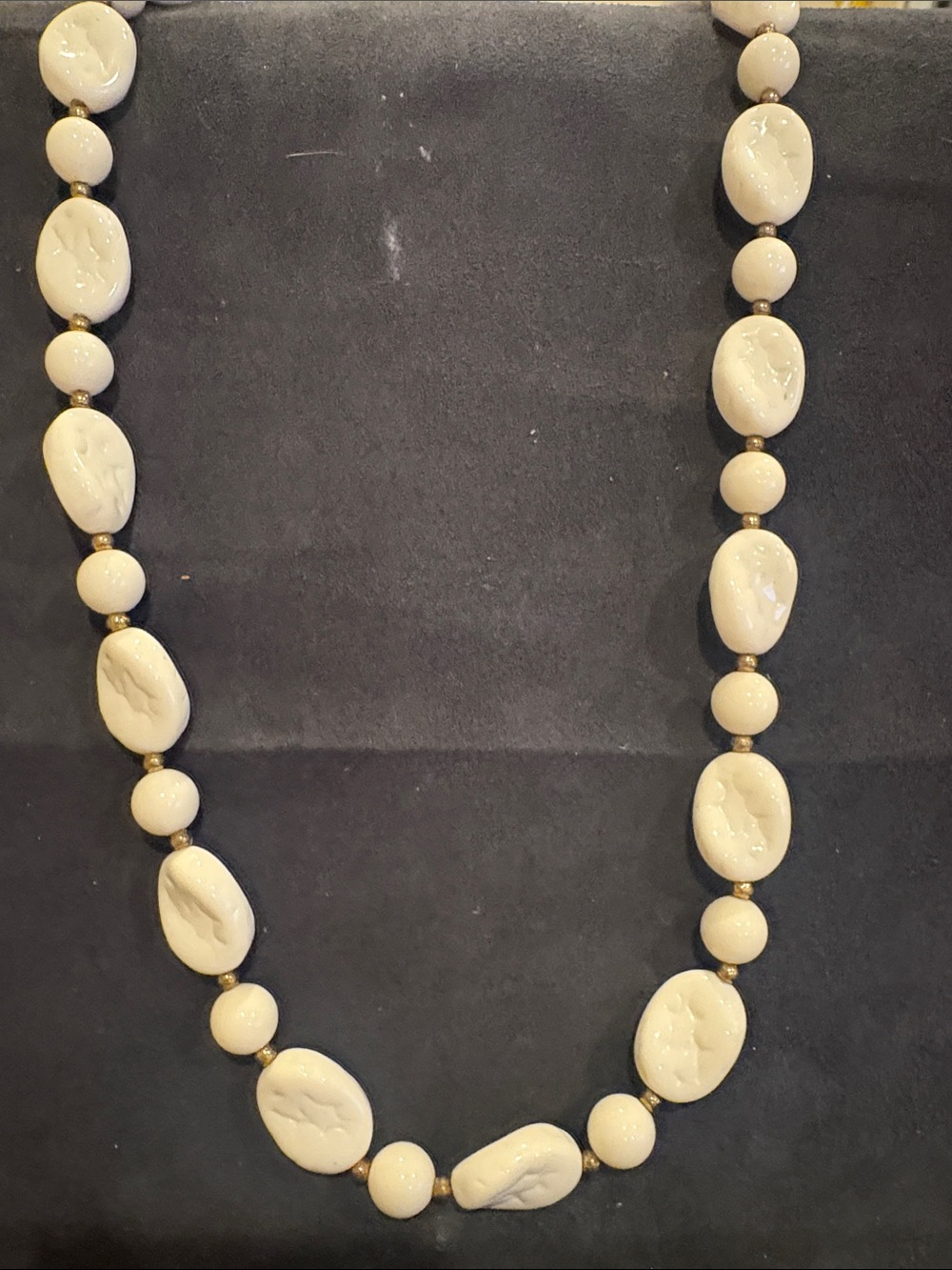 Cream Beaded Womens Necklace - Unbranded